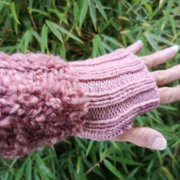 Marsala Rose Pink Handmade Knitted Loop Plush Fingerless Texting Gloves Gift - Picture 5 of 6